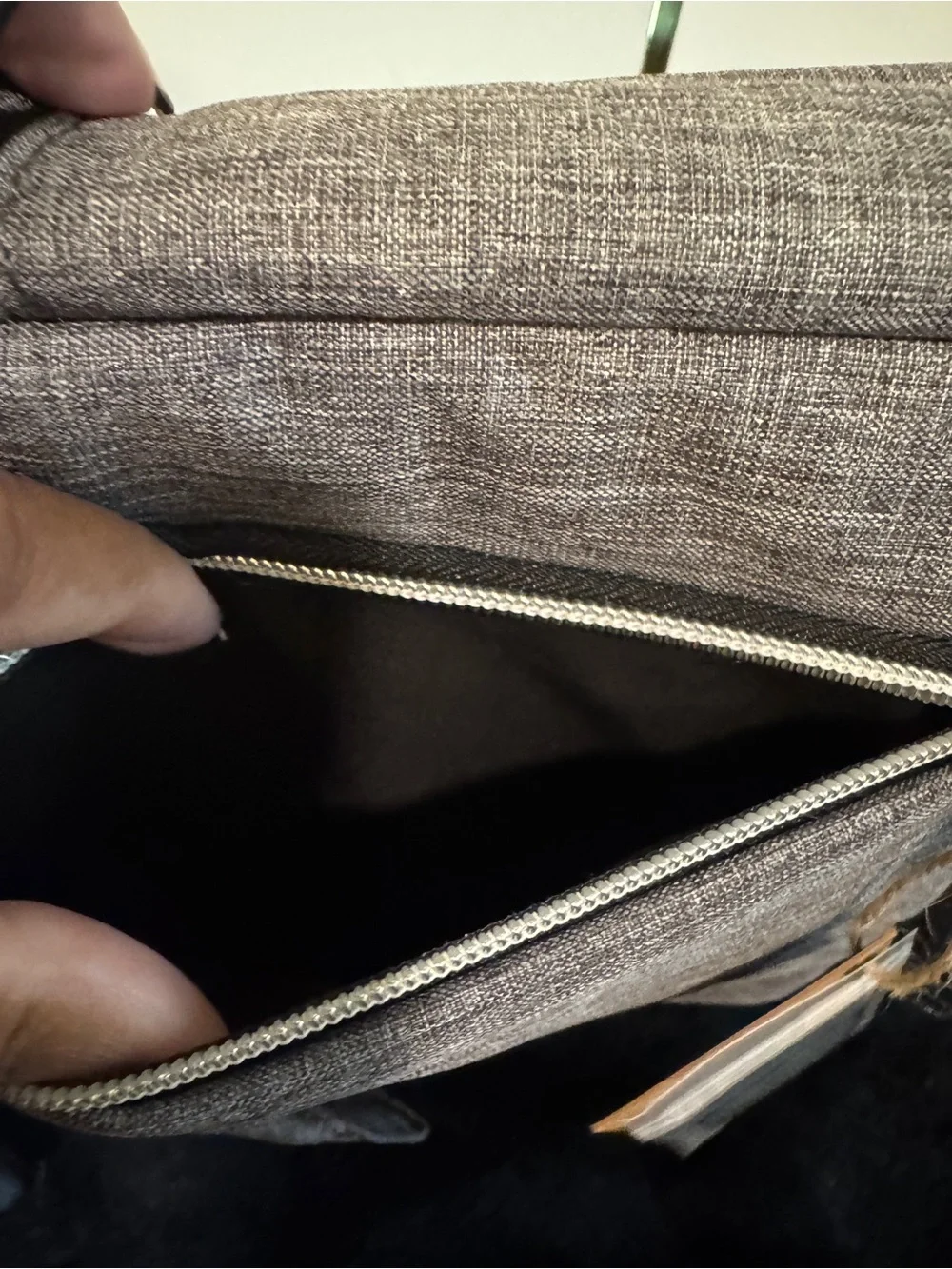 15’ laptop case Gray